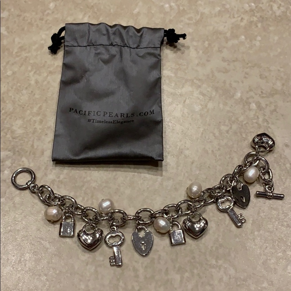 Pacific Pearls bracelet